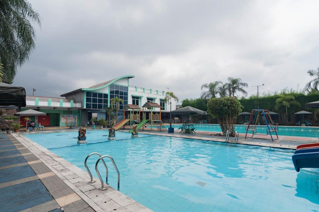 Urbanview Hotel Sagara בוגור מראה חיצוני תמונה